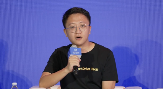 本末科技创始人张笛：未来机器人走进家庭大概率是“滚着进去”